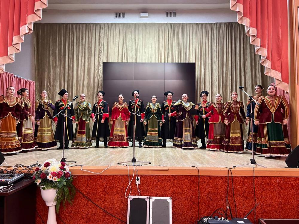 23 января участники народного вокального ансамбля "Долина"&n